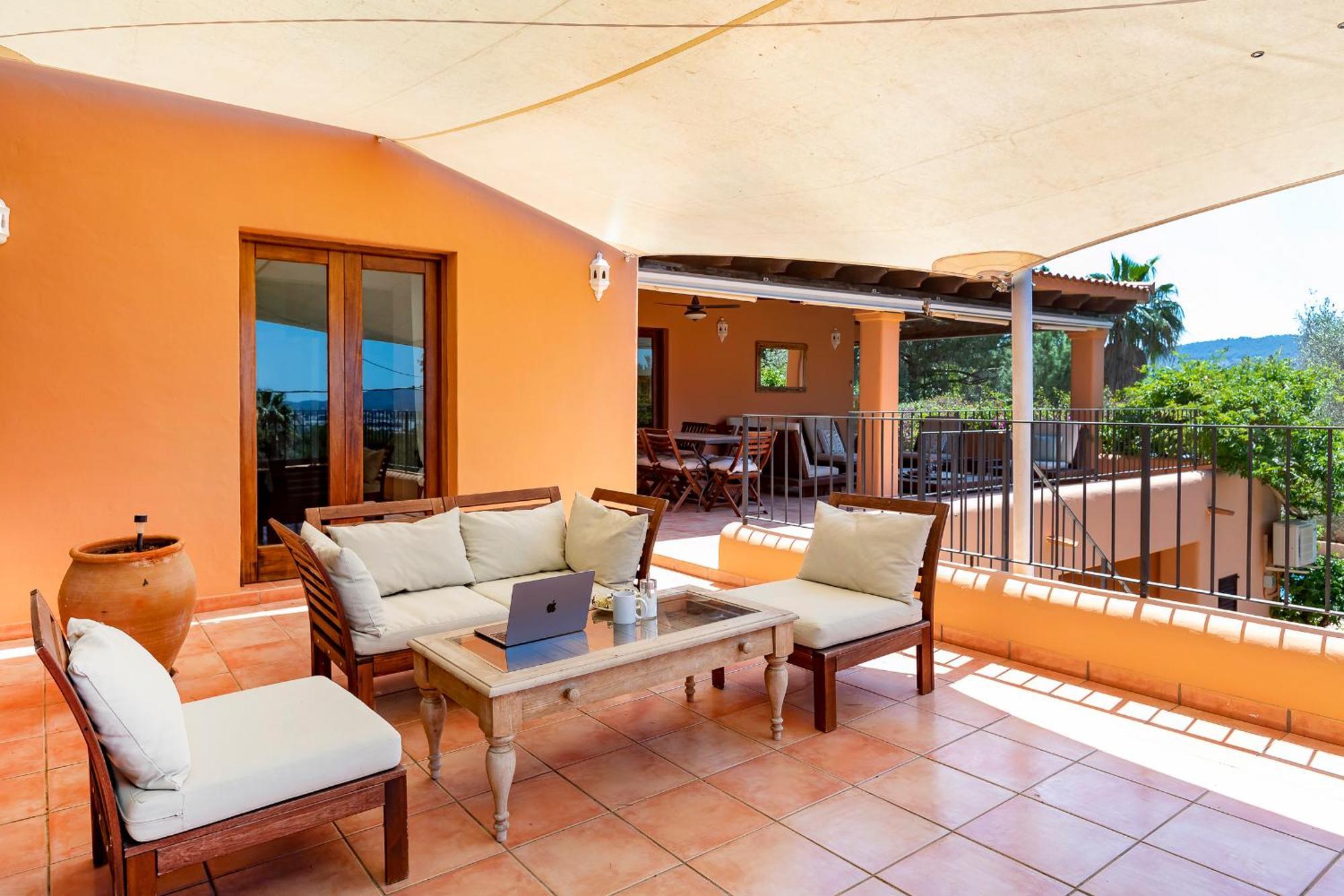 Villa In San Rafael Sleeps 12