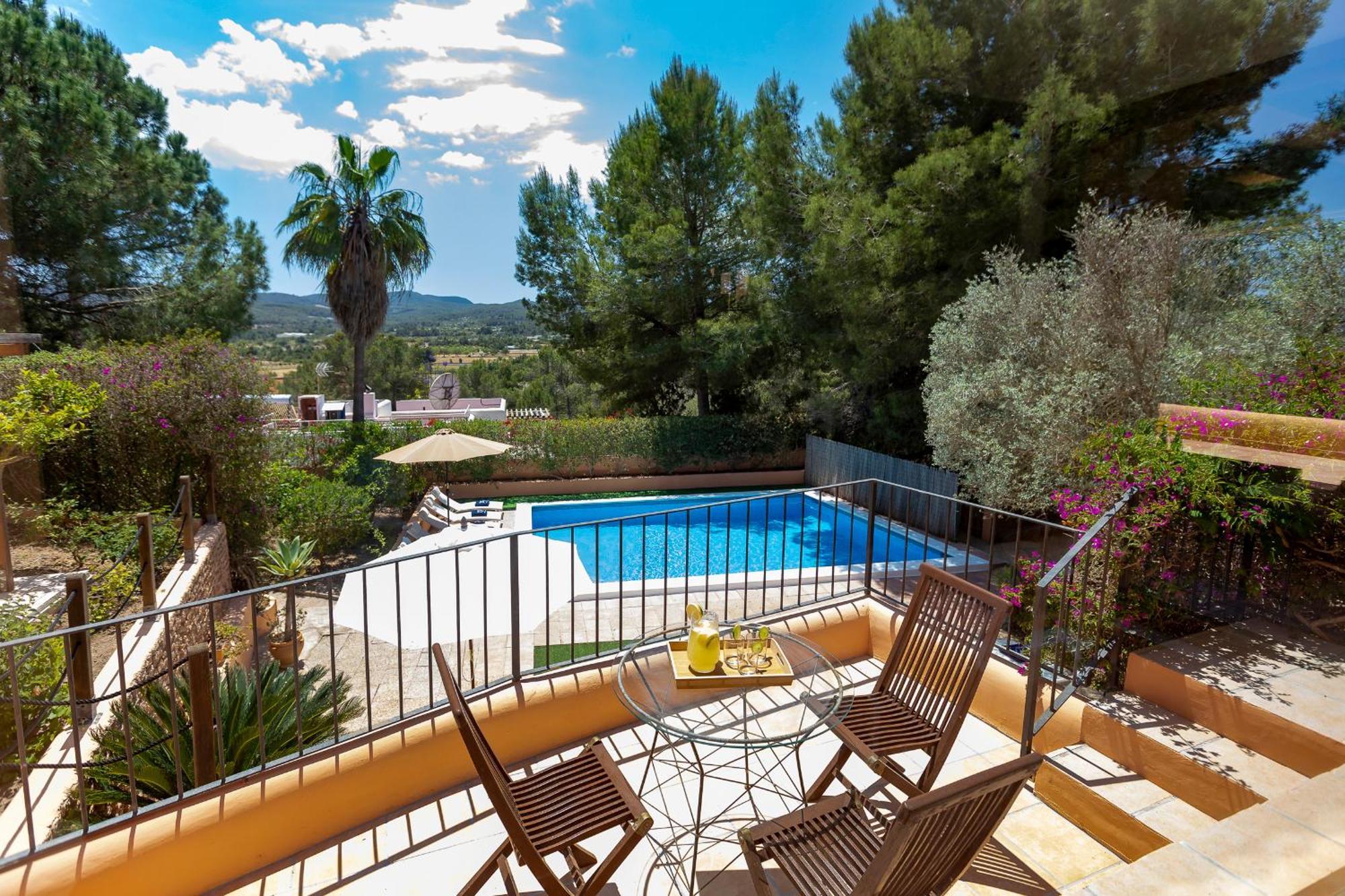 Villa In San Rafael Sleeps 12 *