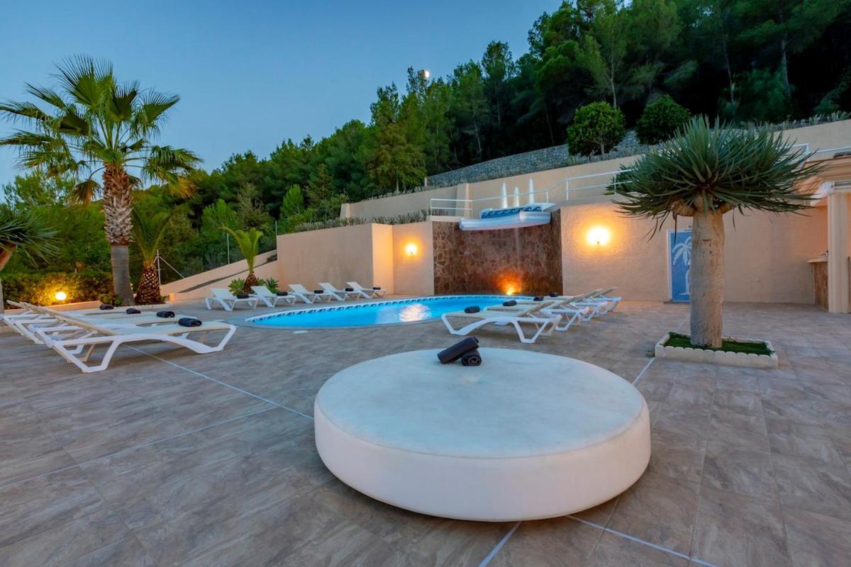 Solaris Villa *
