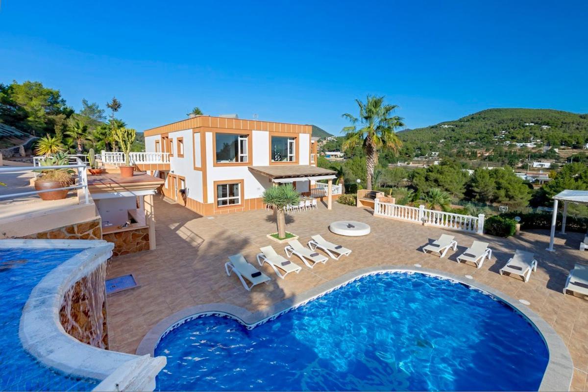 Solaris Villa *