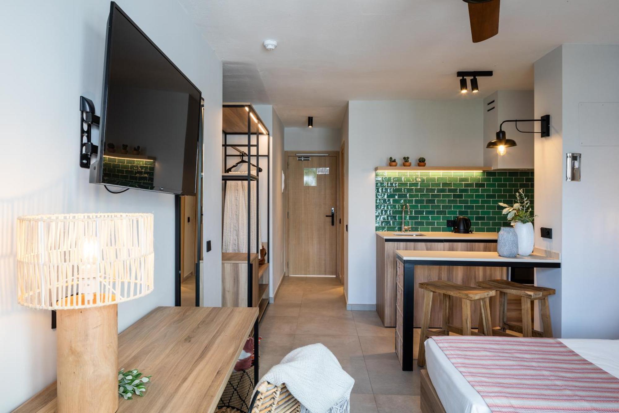 Casita Blanca - Adults Only Aparthotel 4*