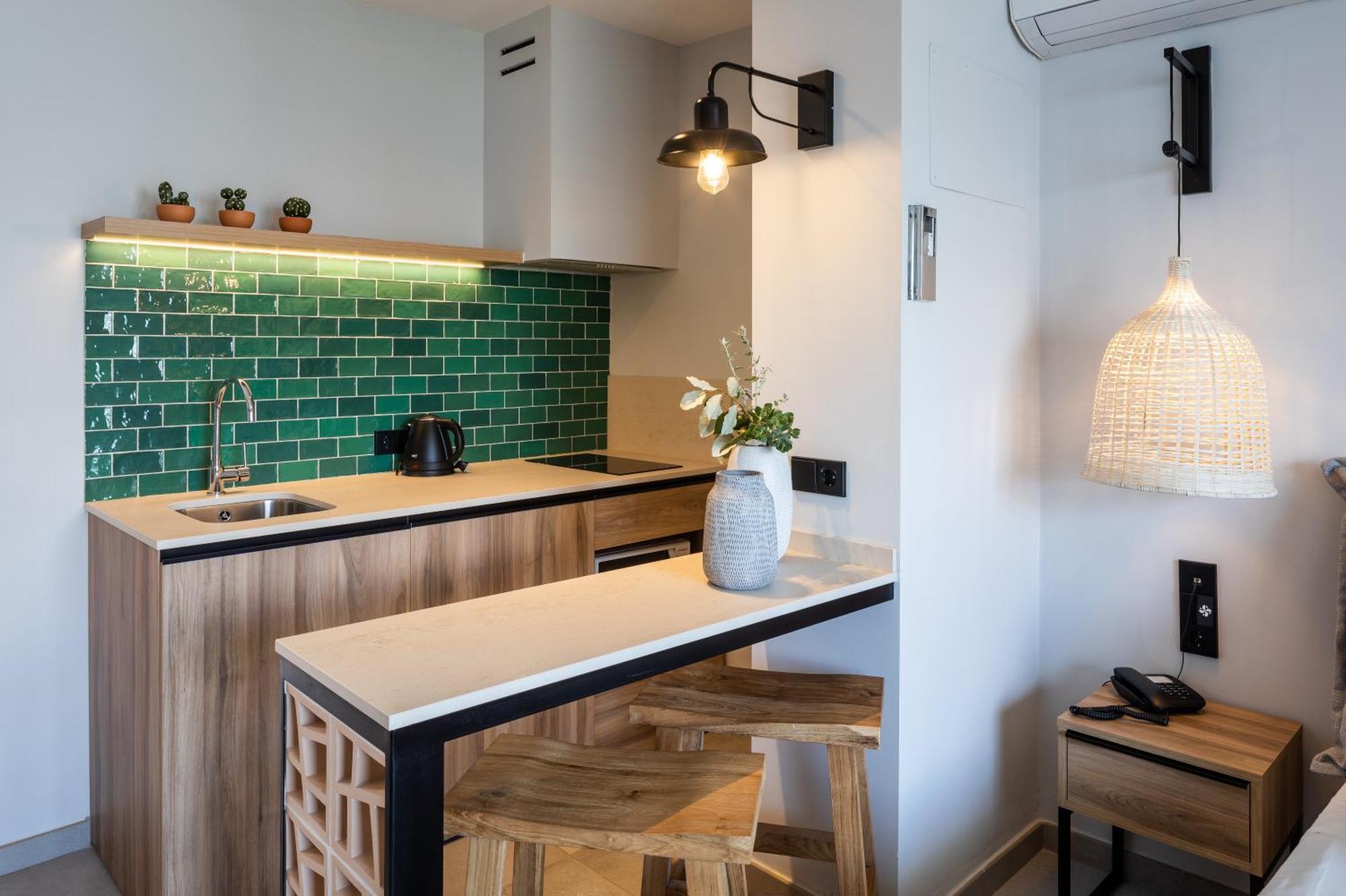 Casita Blanca - Adults Only