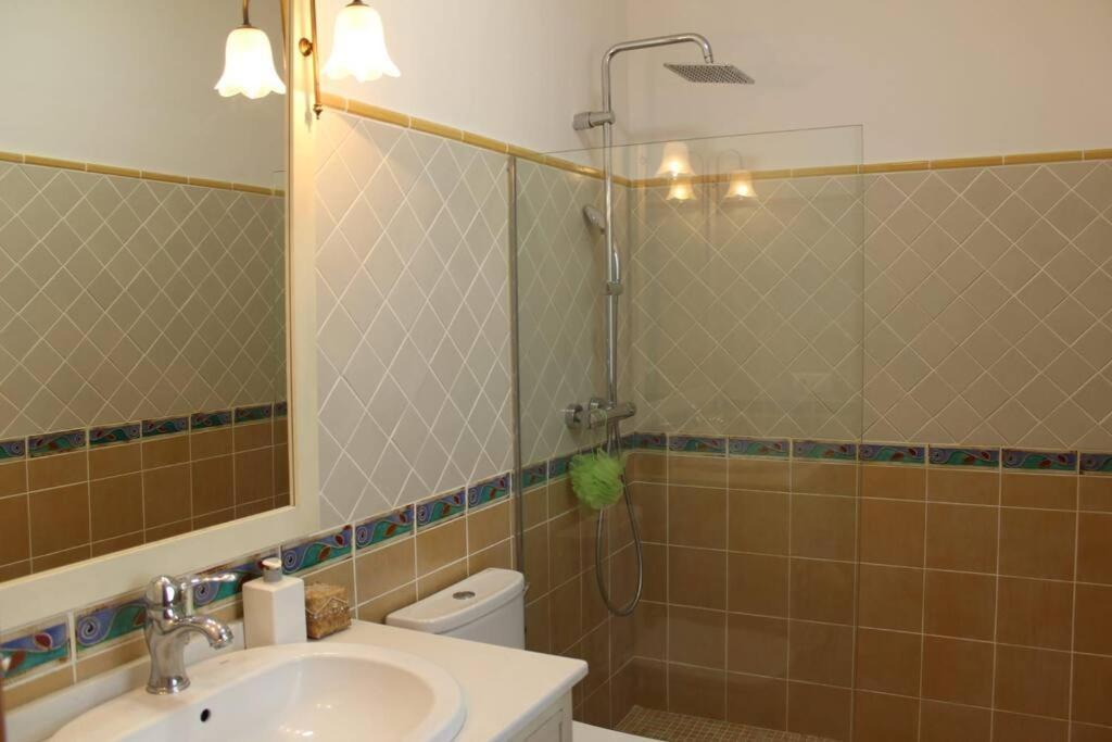 Casa Serena Con Piscina Y Jardin *