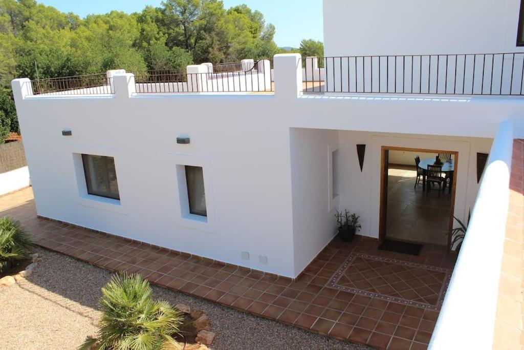 Casa Serena Con Piscina Y Jardin *