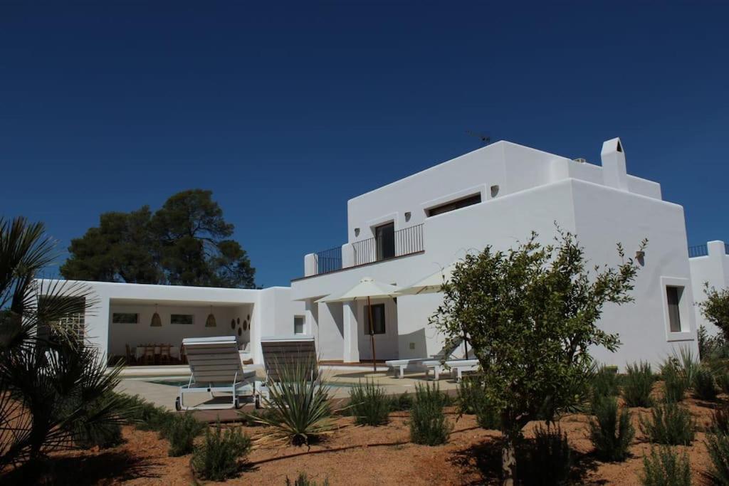 Ferienhaus Casa Serena Con Piscina Y Jardin Sant Llorenç de Balàfia