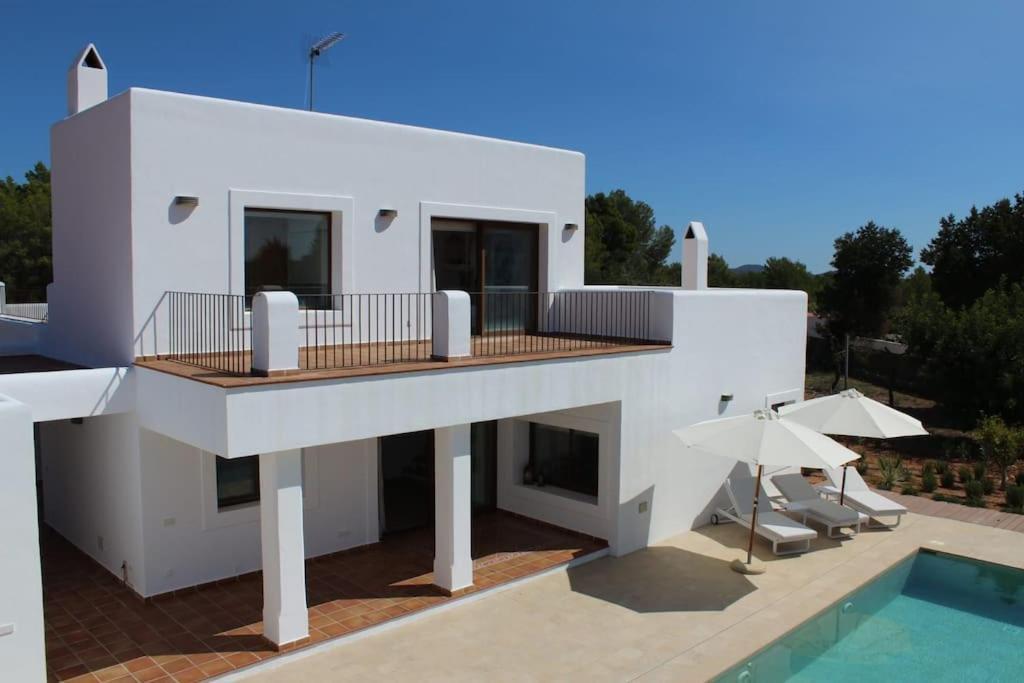 Casa Serena Con Piscina Y Jardin * Sant Llorenç de Balàfia