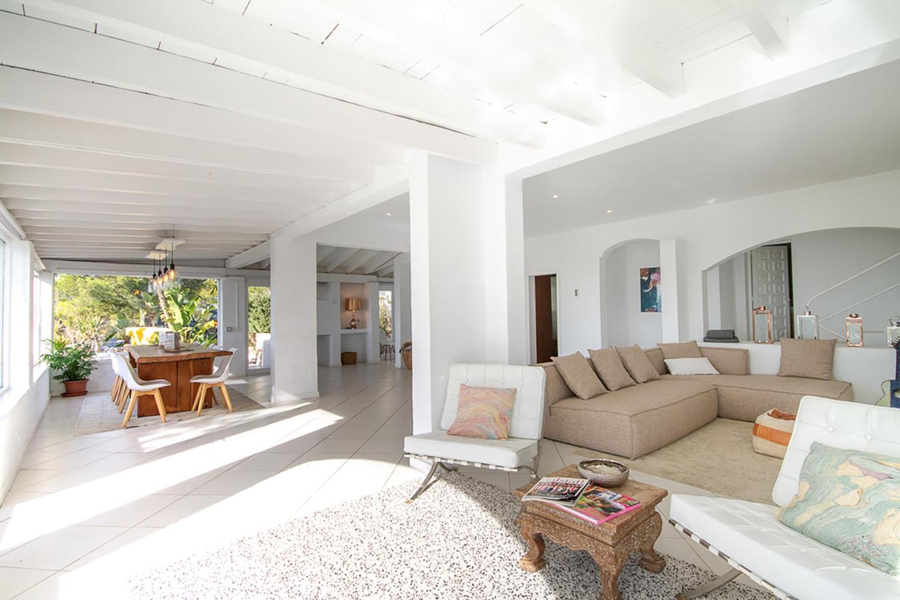 Tikal Villa *