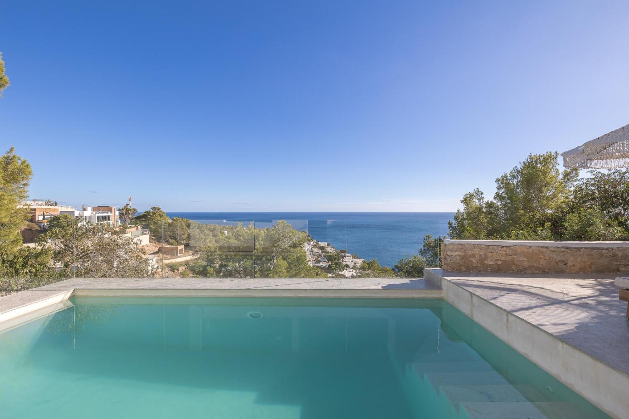 View Roca Llisa