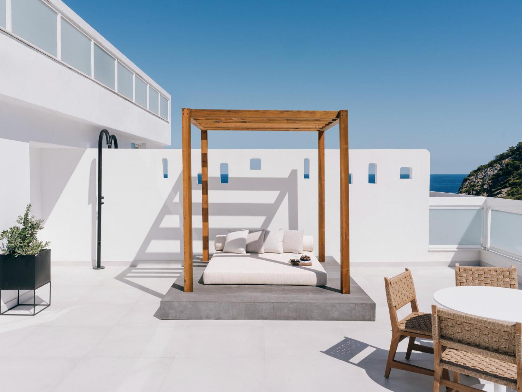 Mondrian Ibiza 5*