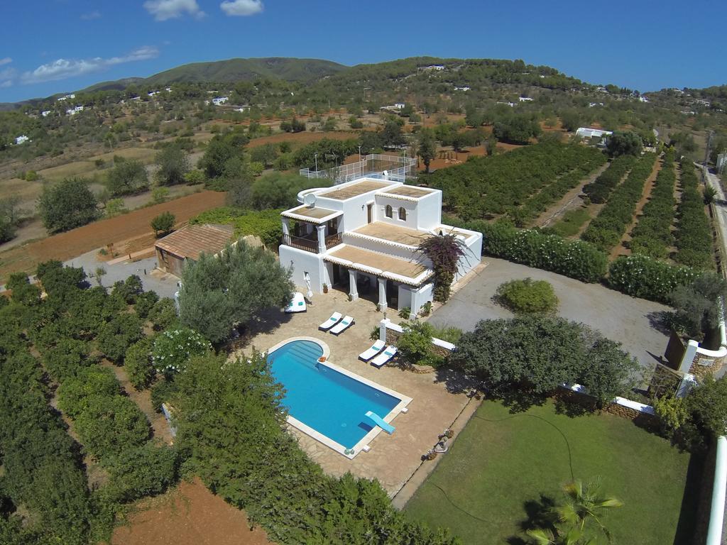 Holiday home Gat Sant Carles de Peralta