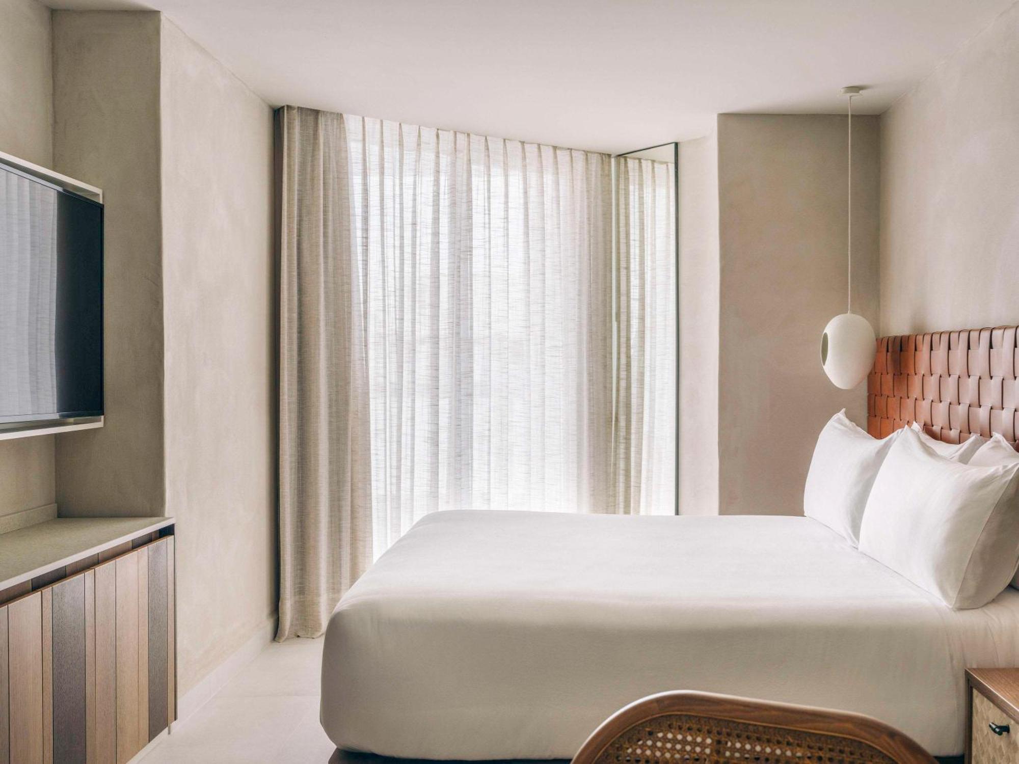 Mondrian Ibiza 5* Cala Llonga (Ibiza)