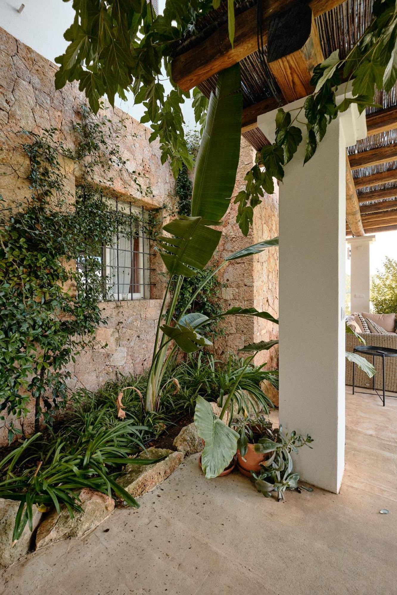 Villa Roser - Santa Gertrudis *
