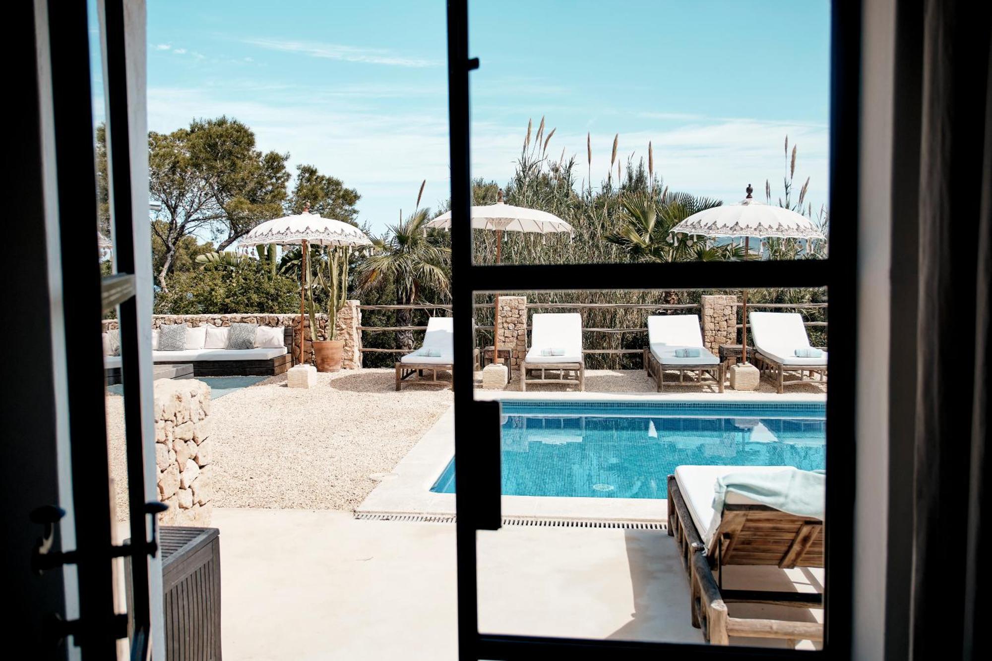 Blue Hill House Ibiza 360-Degree Exclusiveness