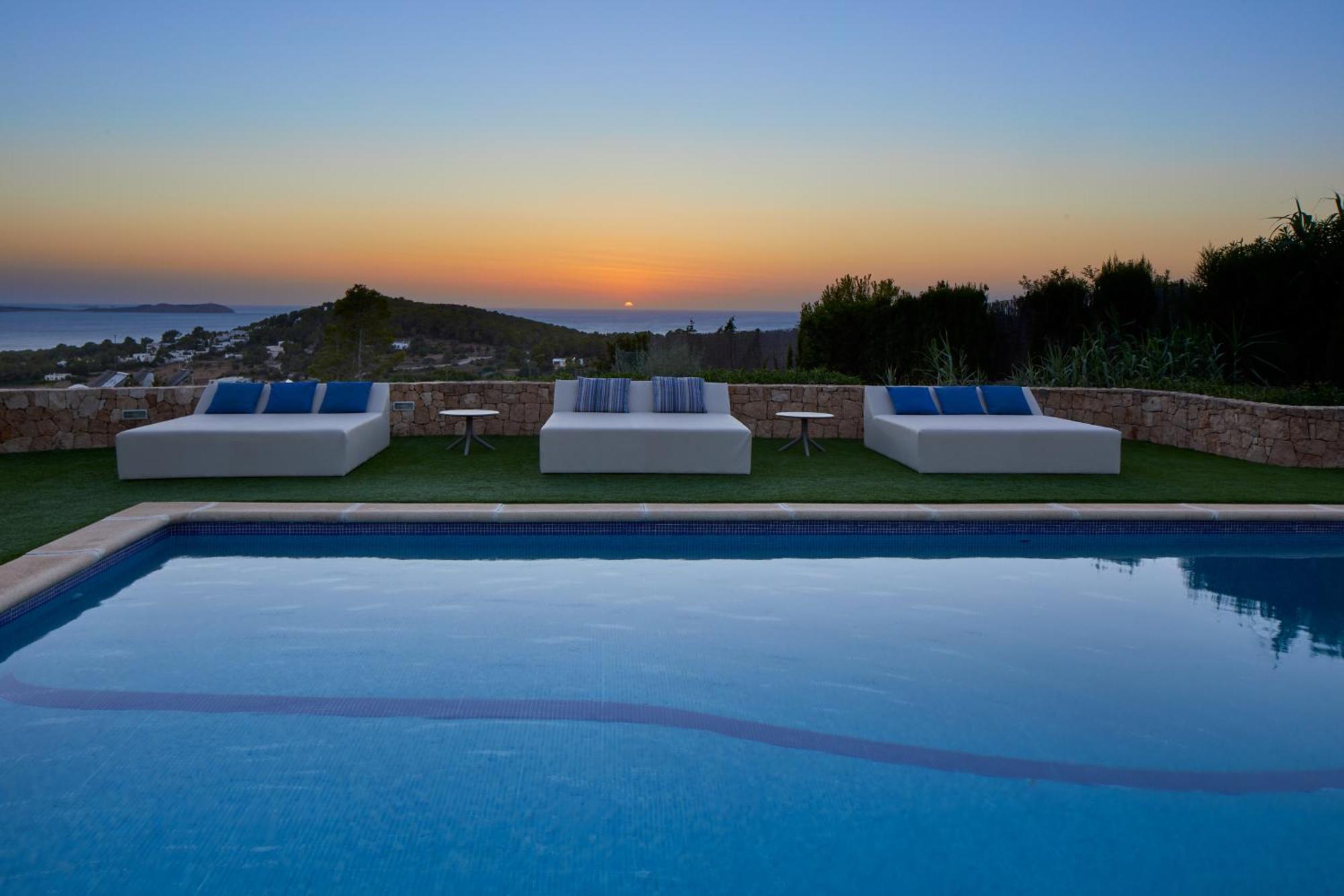 Villa Joan I - Fantastic Sunset Views And Family Friendly - San Antonio (Ibiza)