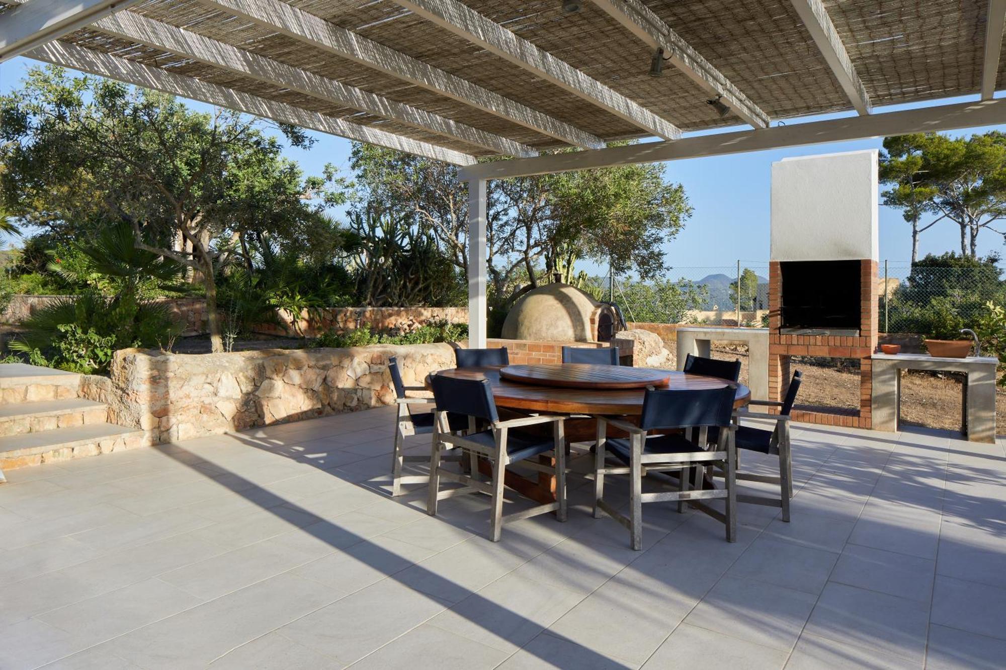 Joan I - Fantastic Sunset Views And Family Friendly - *