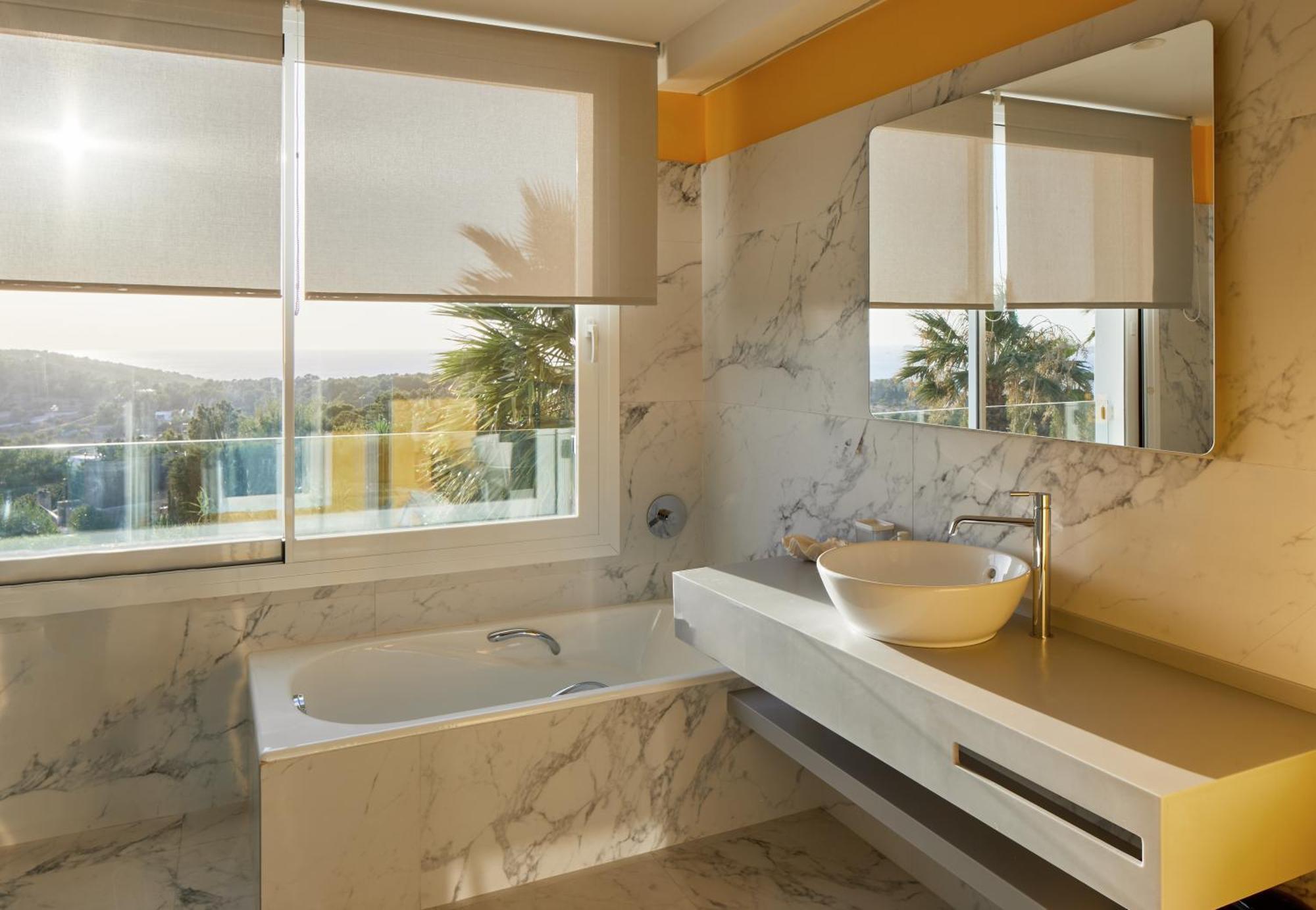 Joan I - Fantastic Sunset Views And Family Friendly - San Antonio (Ibiza)