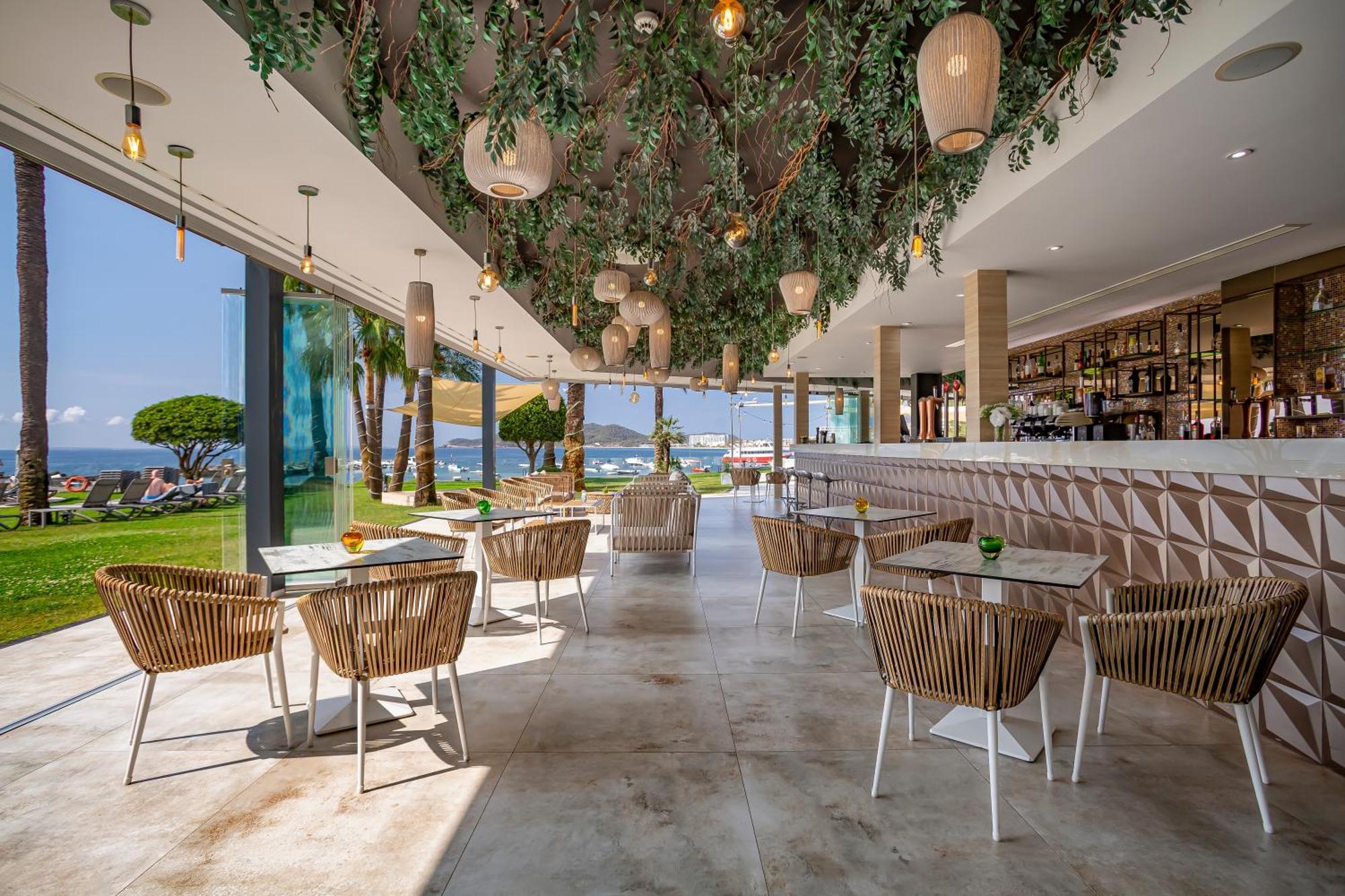 Hotel Torre Del Mar - Ibiza 4*