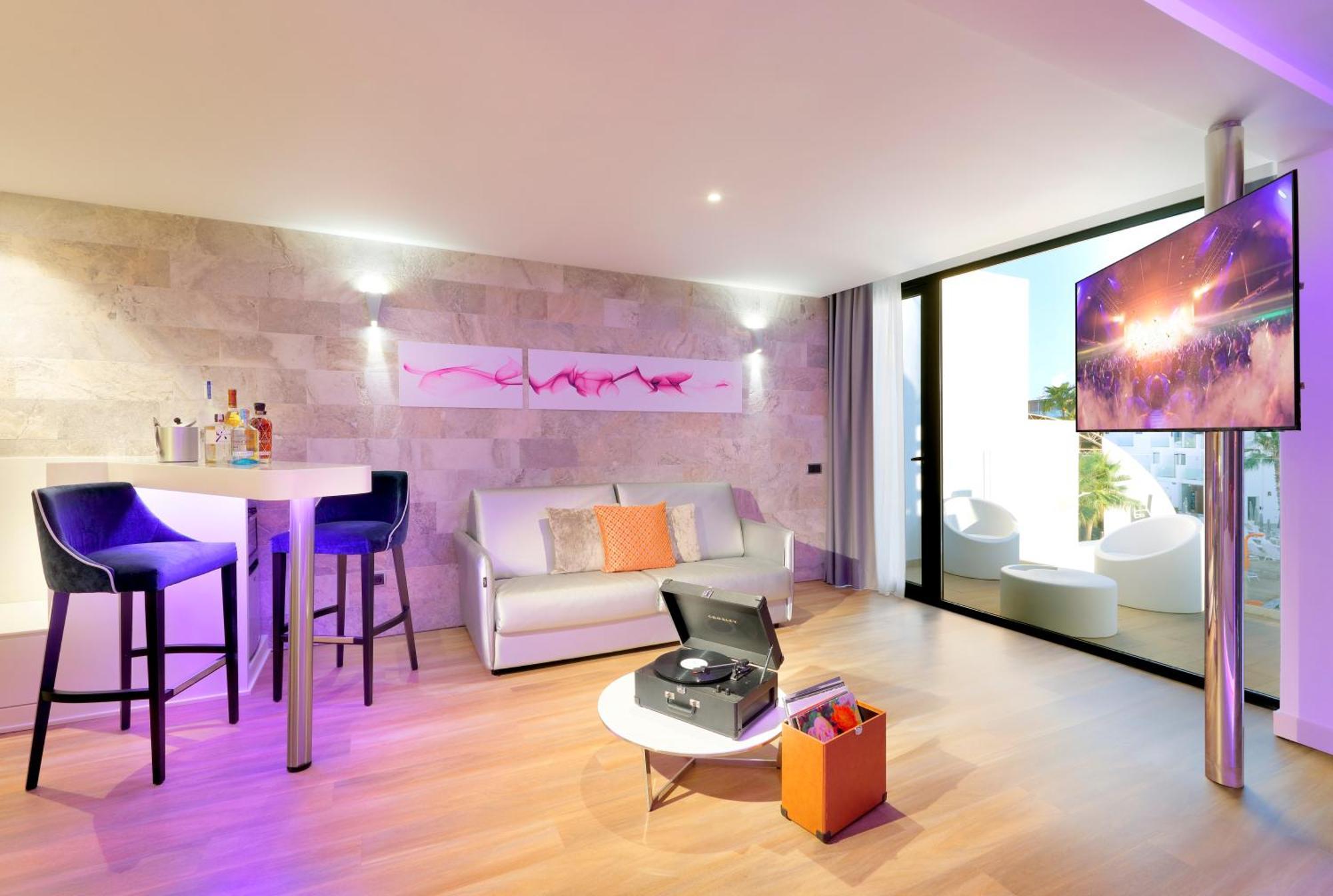 Hotel Hard Rock Ibiza 5*
