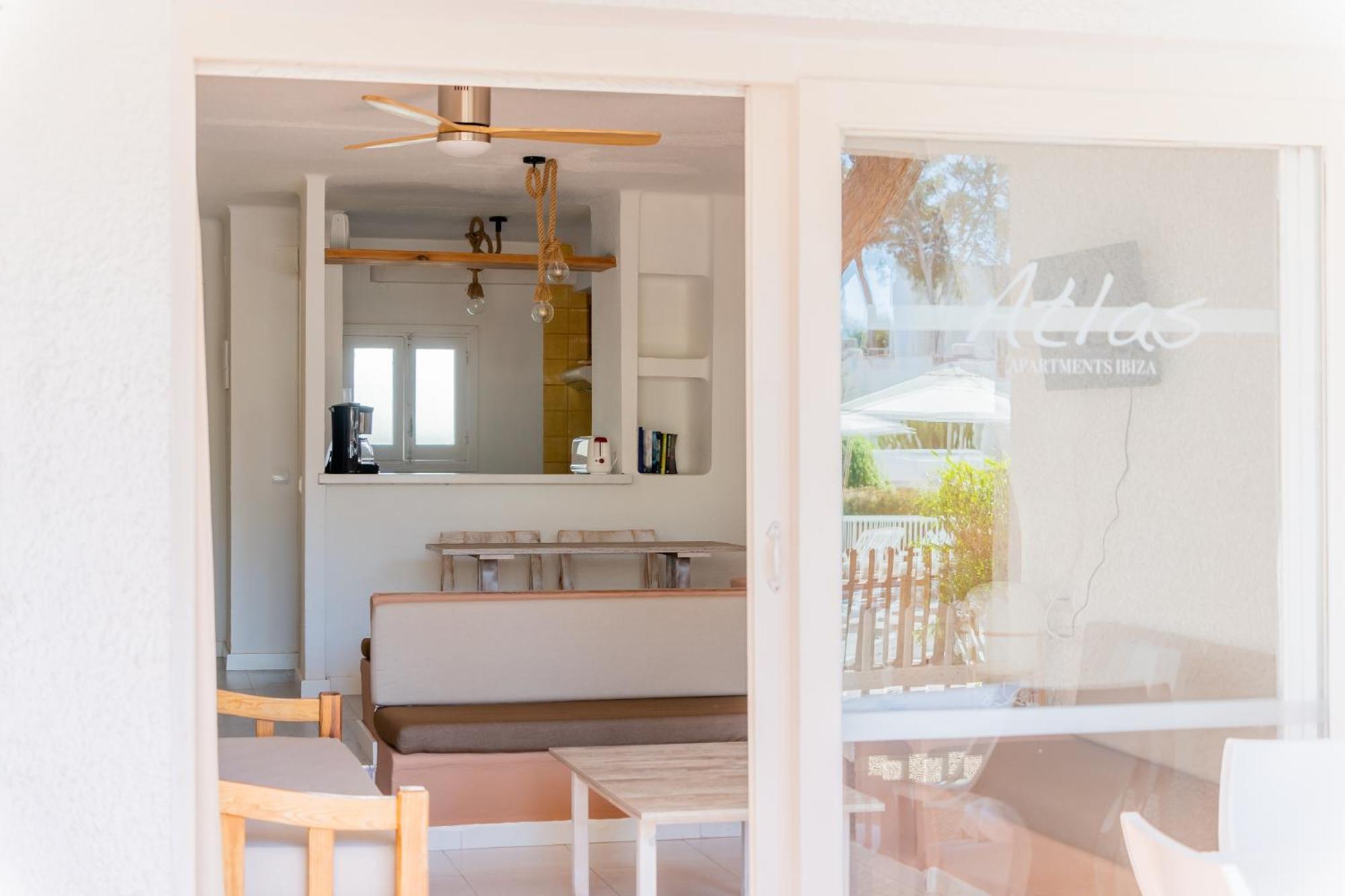 Atlas Ibiza Apartment Santa Eulària des Riu