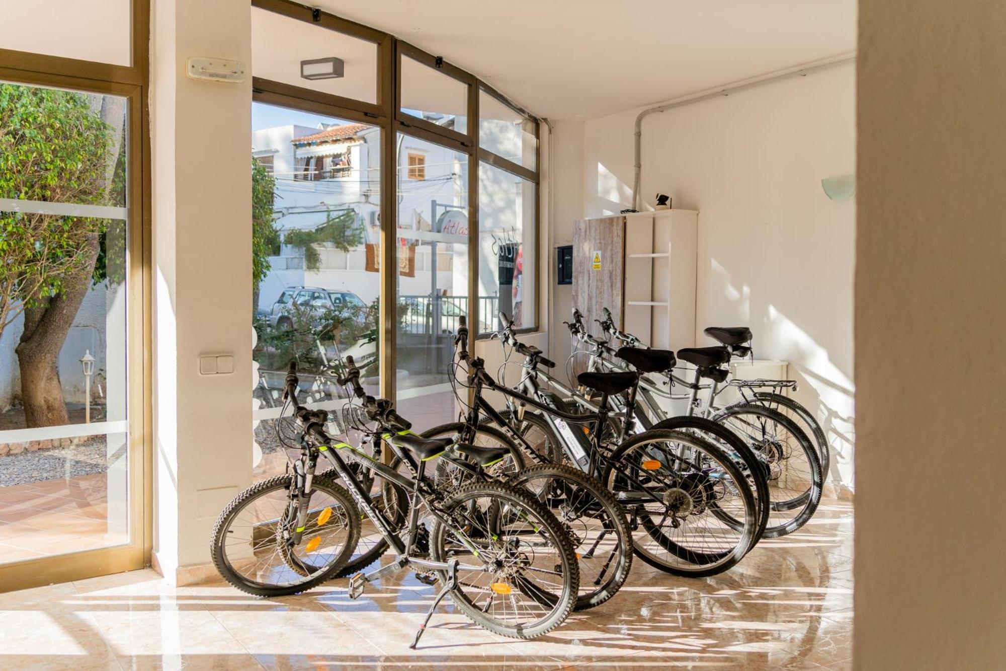 Atlas Ibiza * Santa Eulària des Riu