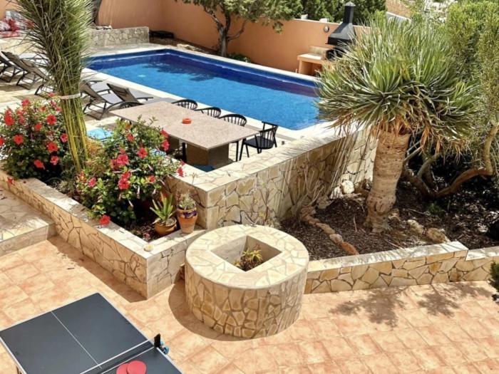 Casa de Férias With Pool Calo Den Real *