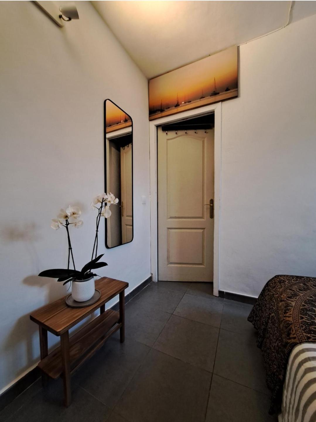 Apartment Double In Shared San Antonio (Ibiza)