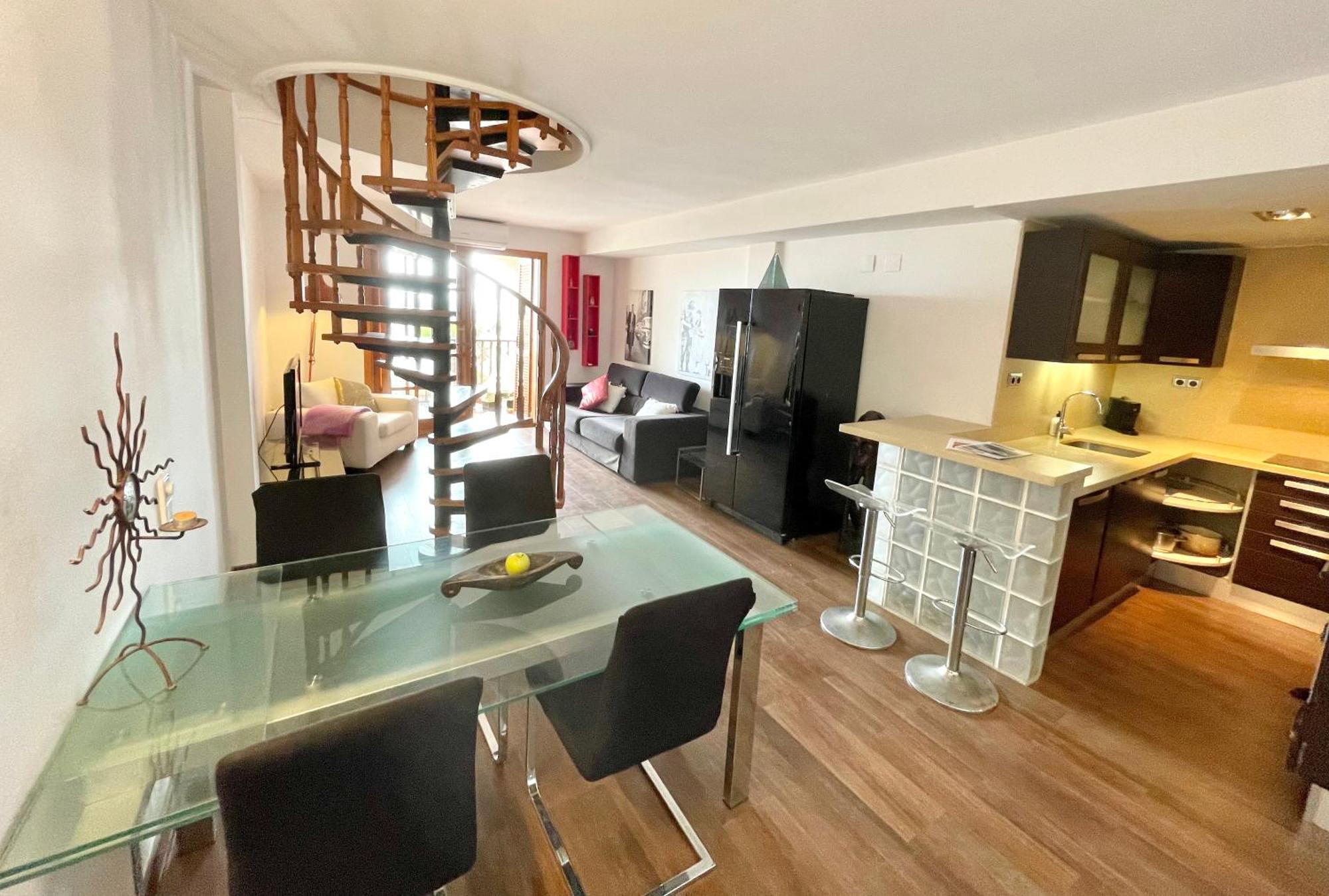 Ensuite Double With Sea View In A Shared In The Centre Of Santa Eularia - Close To The Beach