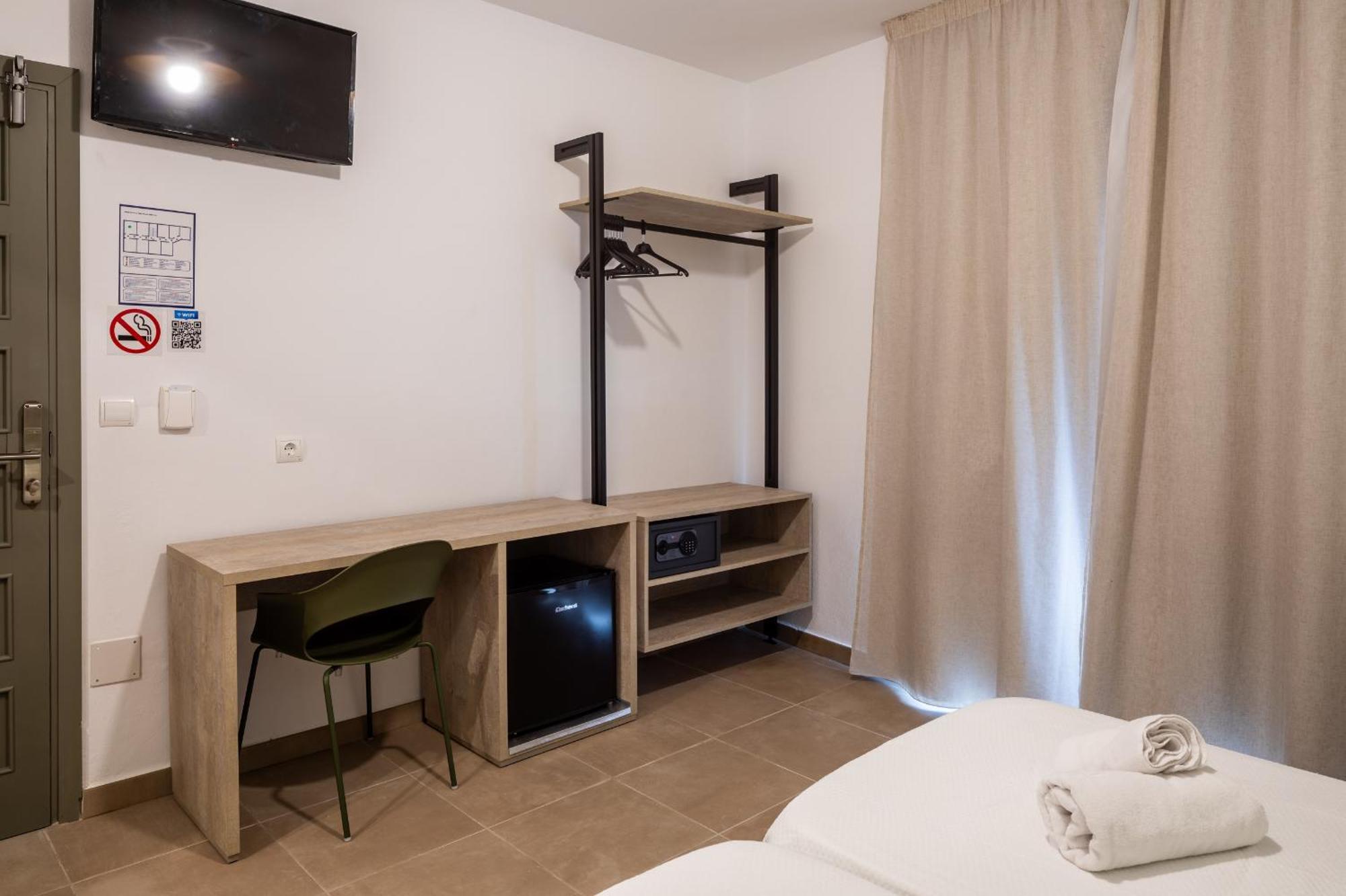 Alicante * San Antonio (Ibiza)