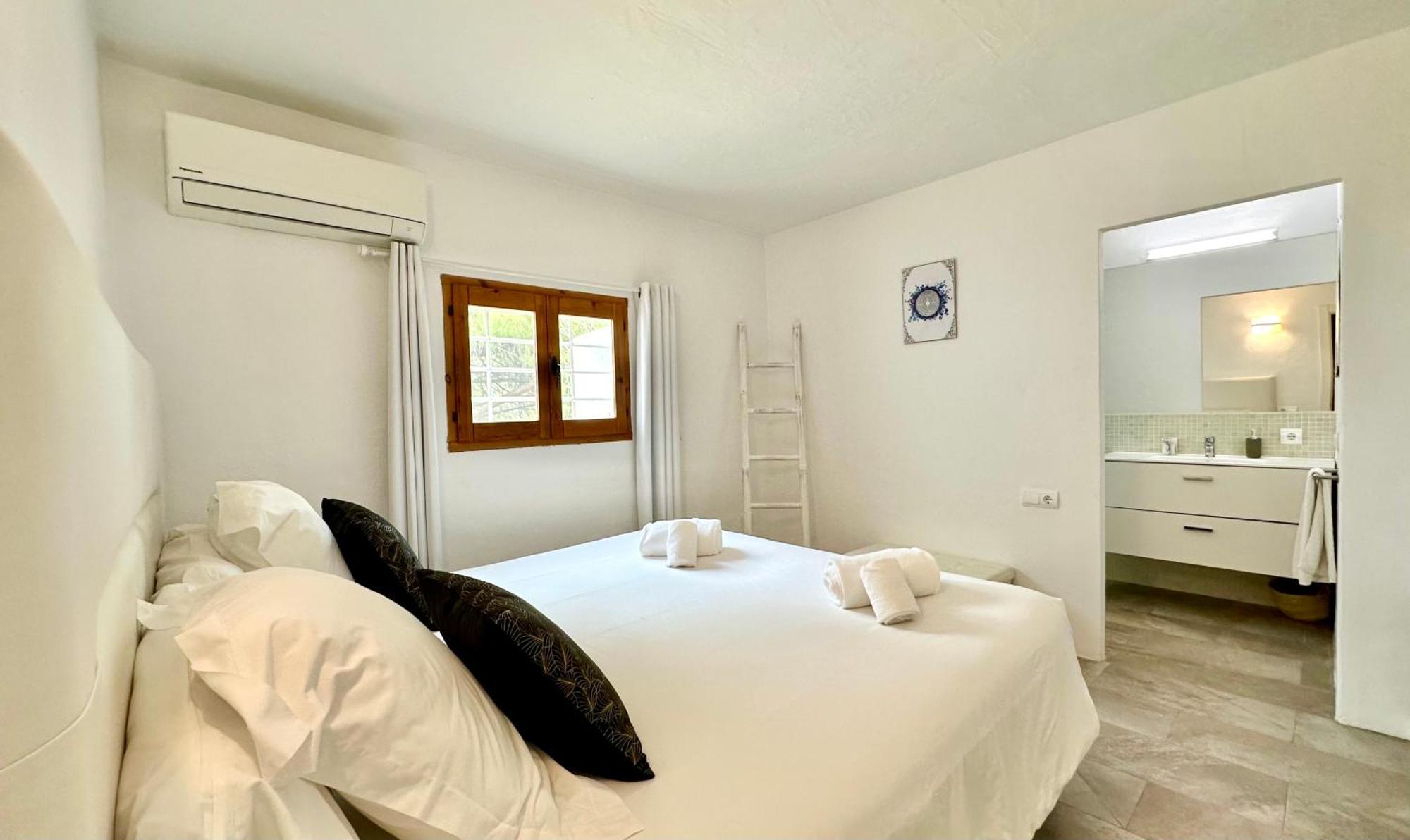 Mimosa Villa