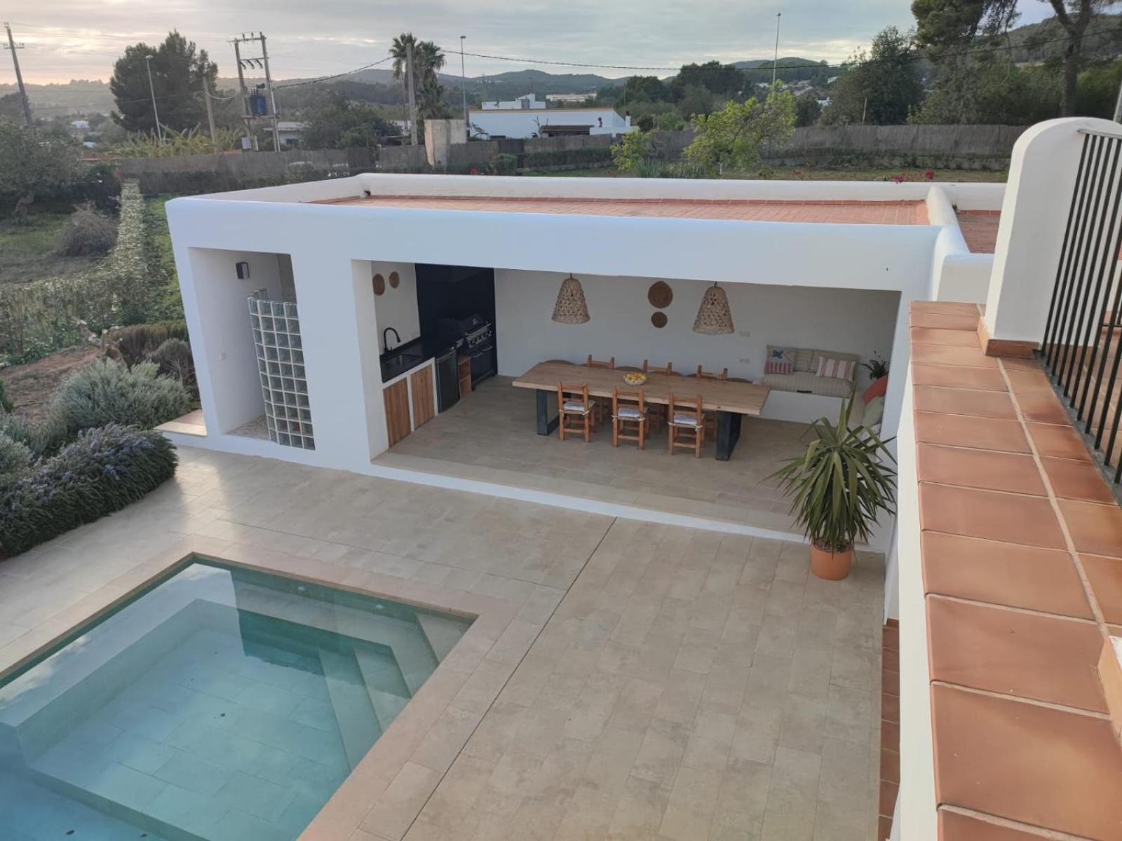 Casa Serena Con Piscina Y Jardin *