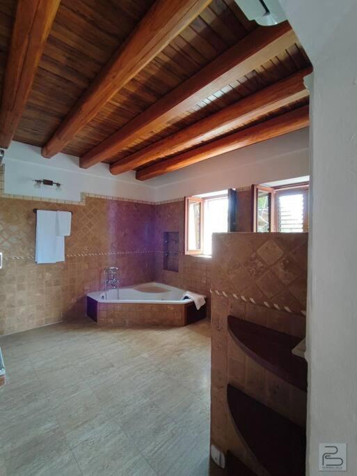 Сasa de vacaciones Casa Bet Con Piscina Y Jardin. Sant Miquel de Balansat