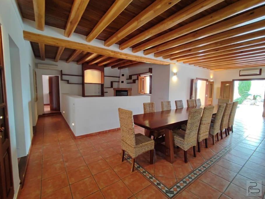 Сasa de vacaciones Casa Bet Con Piscina Y Jardin. Sant Miquel de Balansat