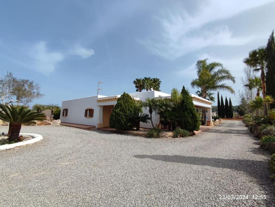Casa Bet Con Piscina Y Jardin. * Sant Miquel de Balansat
