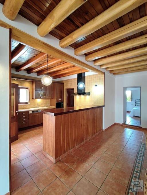 Casa Bet Con Piscina Y Jardin. Сasa de vacaciones *