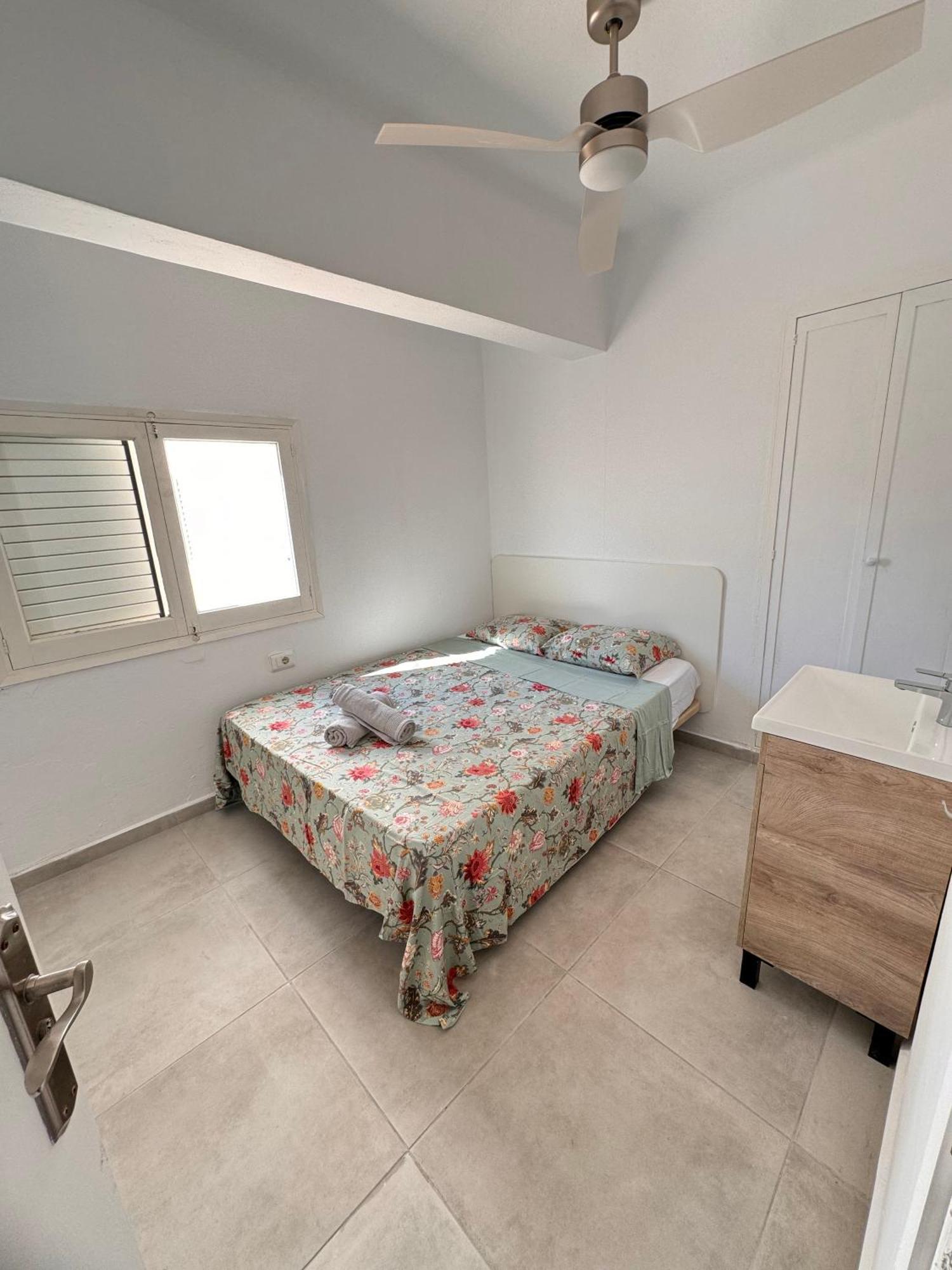 Hostal Cisne Guest house *