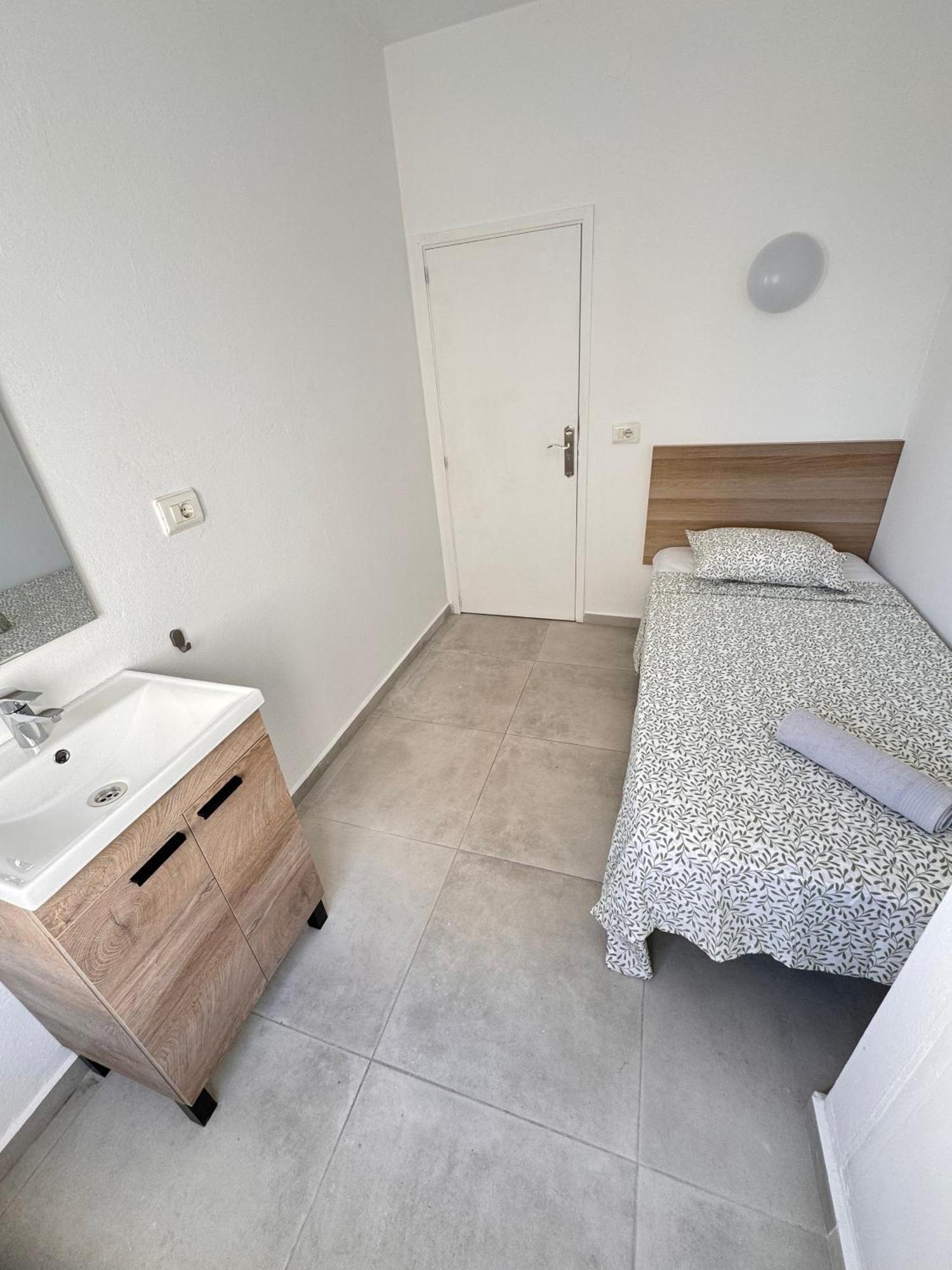 Guest house Hostal Cisne San Antonio (Ibiza)