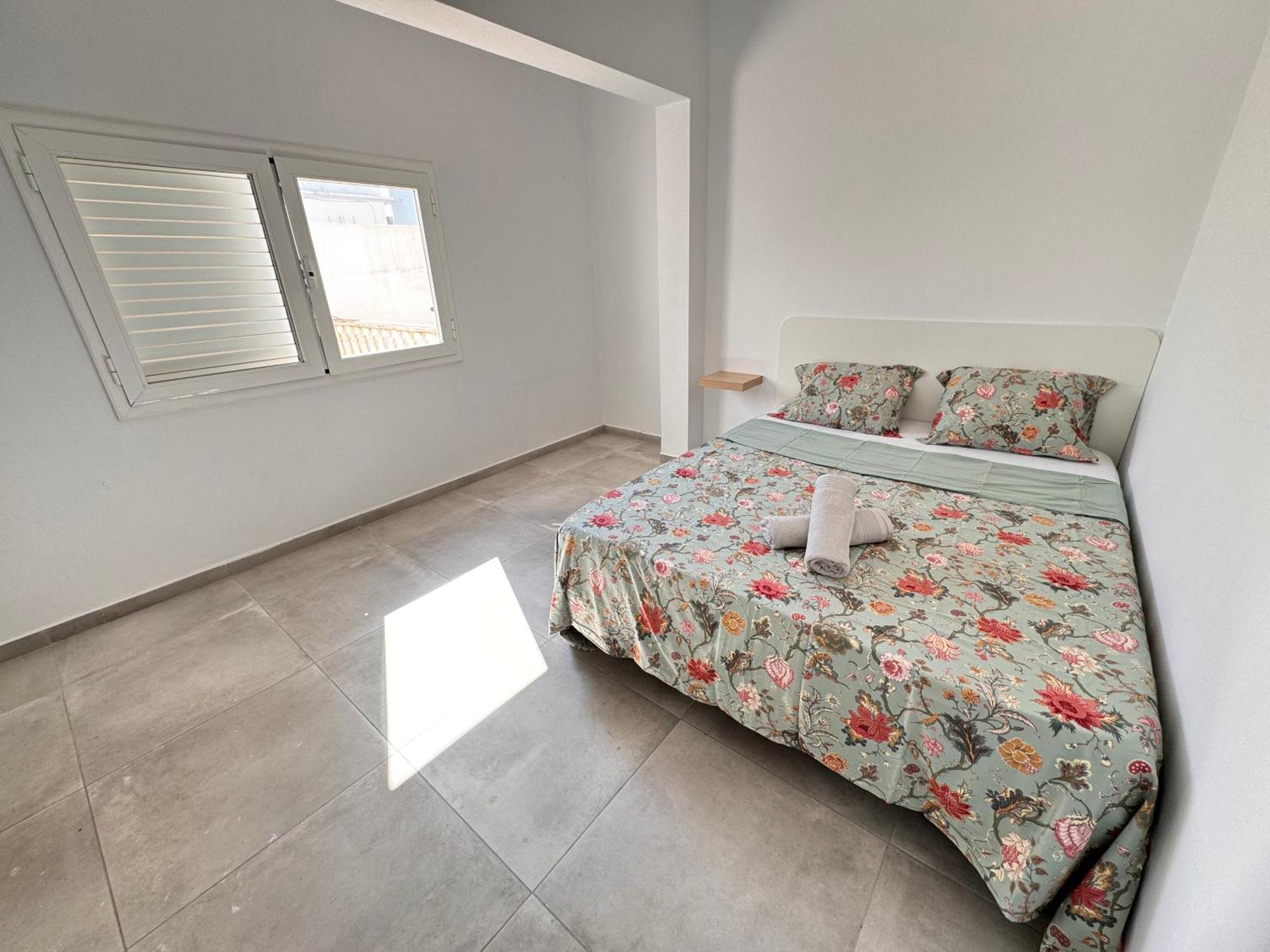 Hostal Cisne * San Antonio (Ibiza)