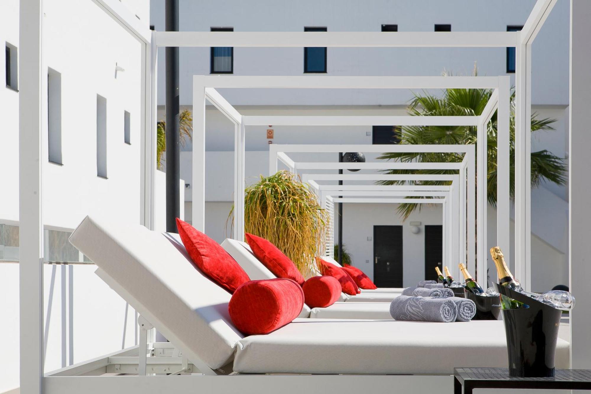 Aparthotel Migjorn Ibiza & Platja d'en Bossa