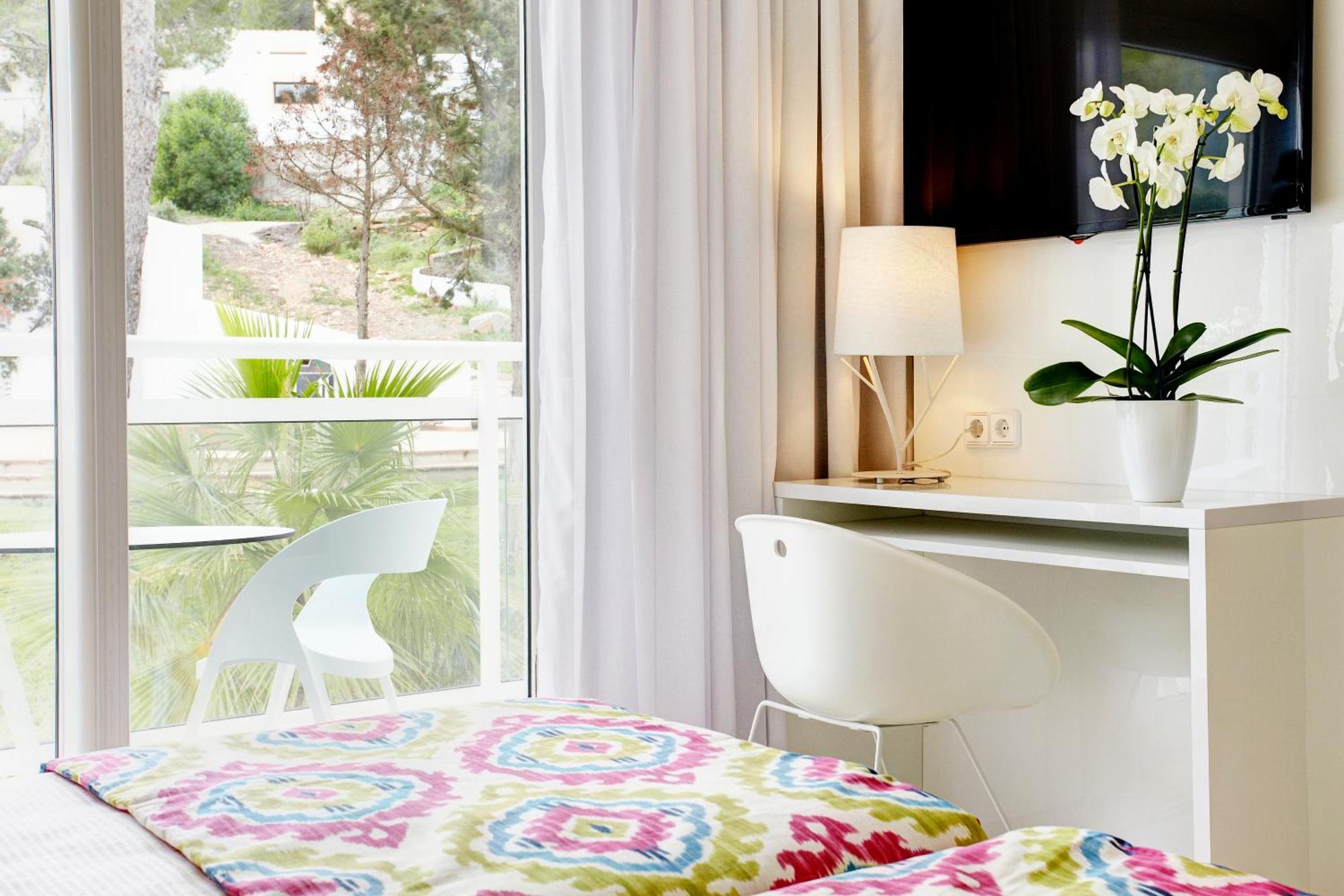 Grupotel Ibiza - Adults Only Hotel Portinatx