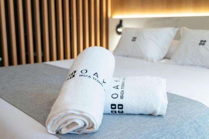 Oaks Hotel 4*
