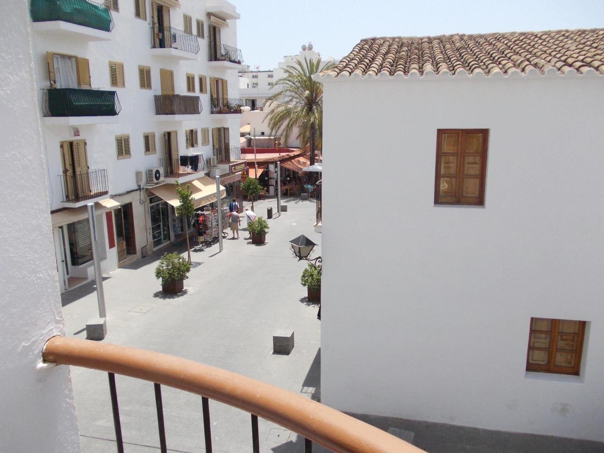 Rey Santa Eularia des Riu