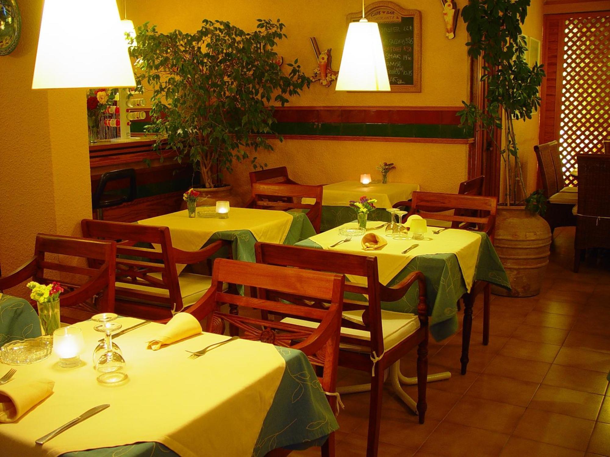 Hotel Boutique Arenas Es Cana