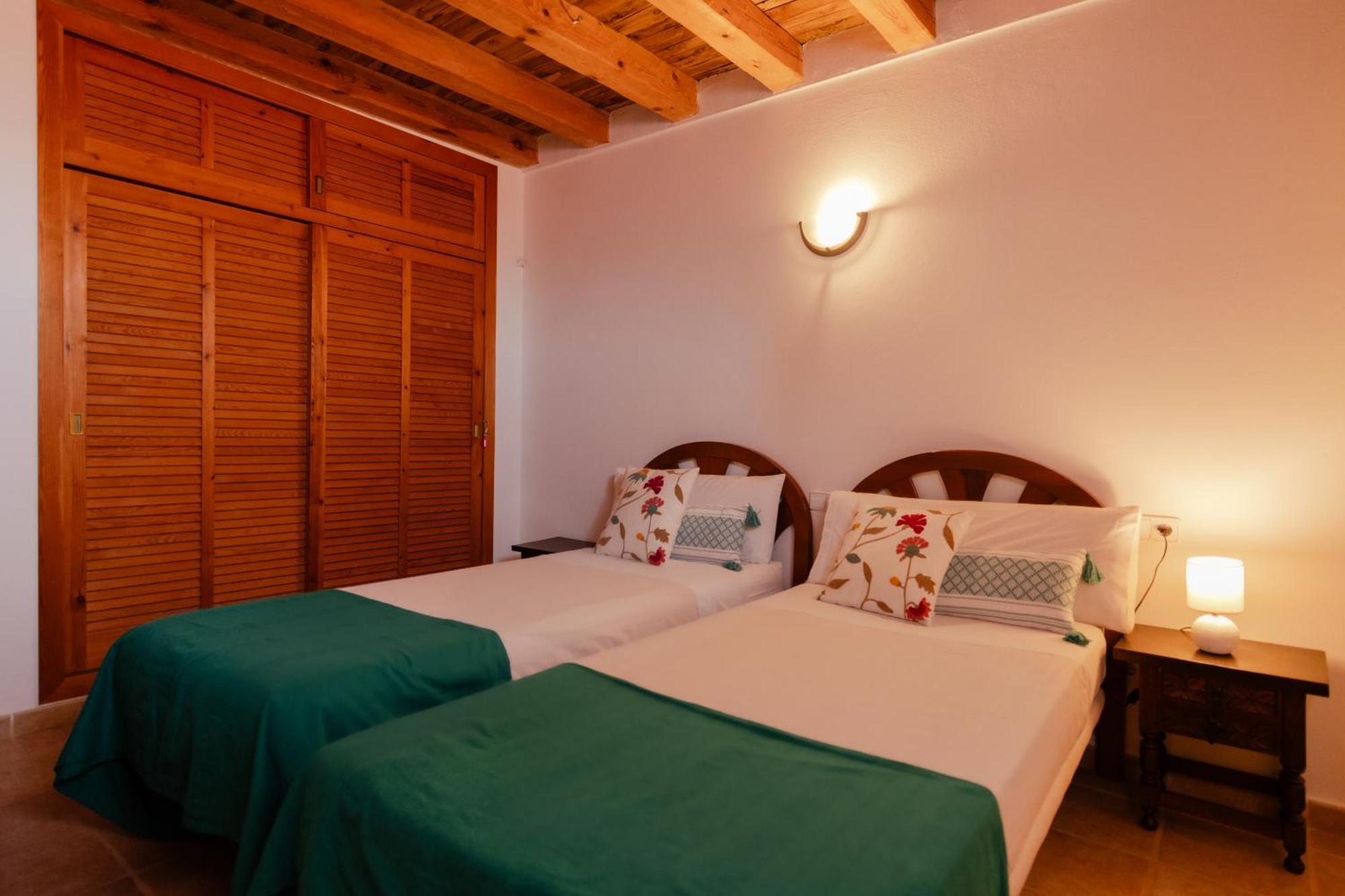 Rural Prats Apartment *
