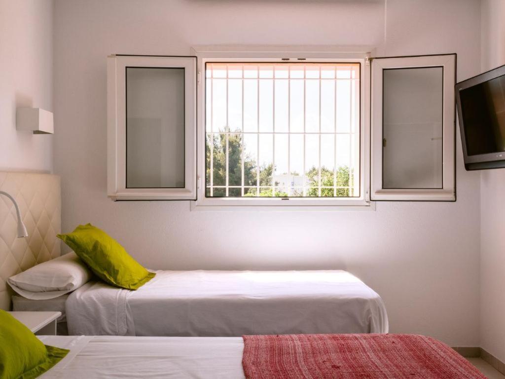 Km2 Lovely Located Just Outside Of Sa Carroca A 5 Minute Drive From Playa Den Bossa Villa Sant Josep de sa Talaia