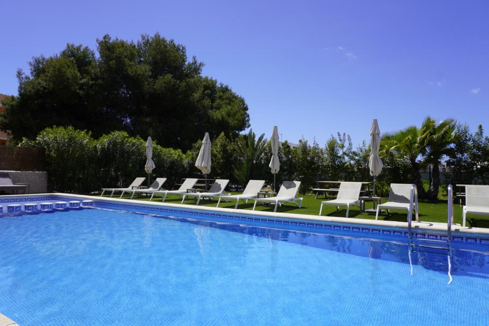 Escondidos Ibiza Aparthotel Playa d'en Bossa