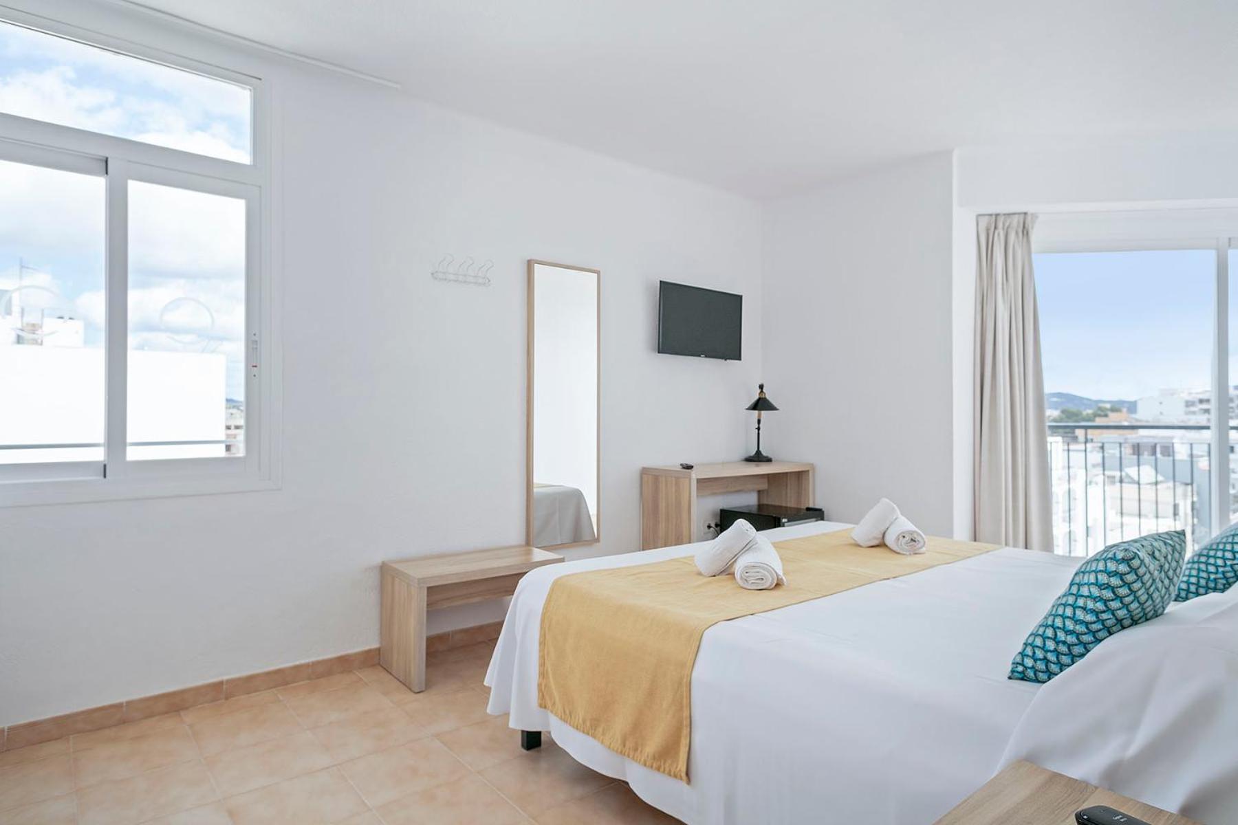 Suncoast Ibiza - Adults Only -