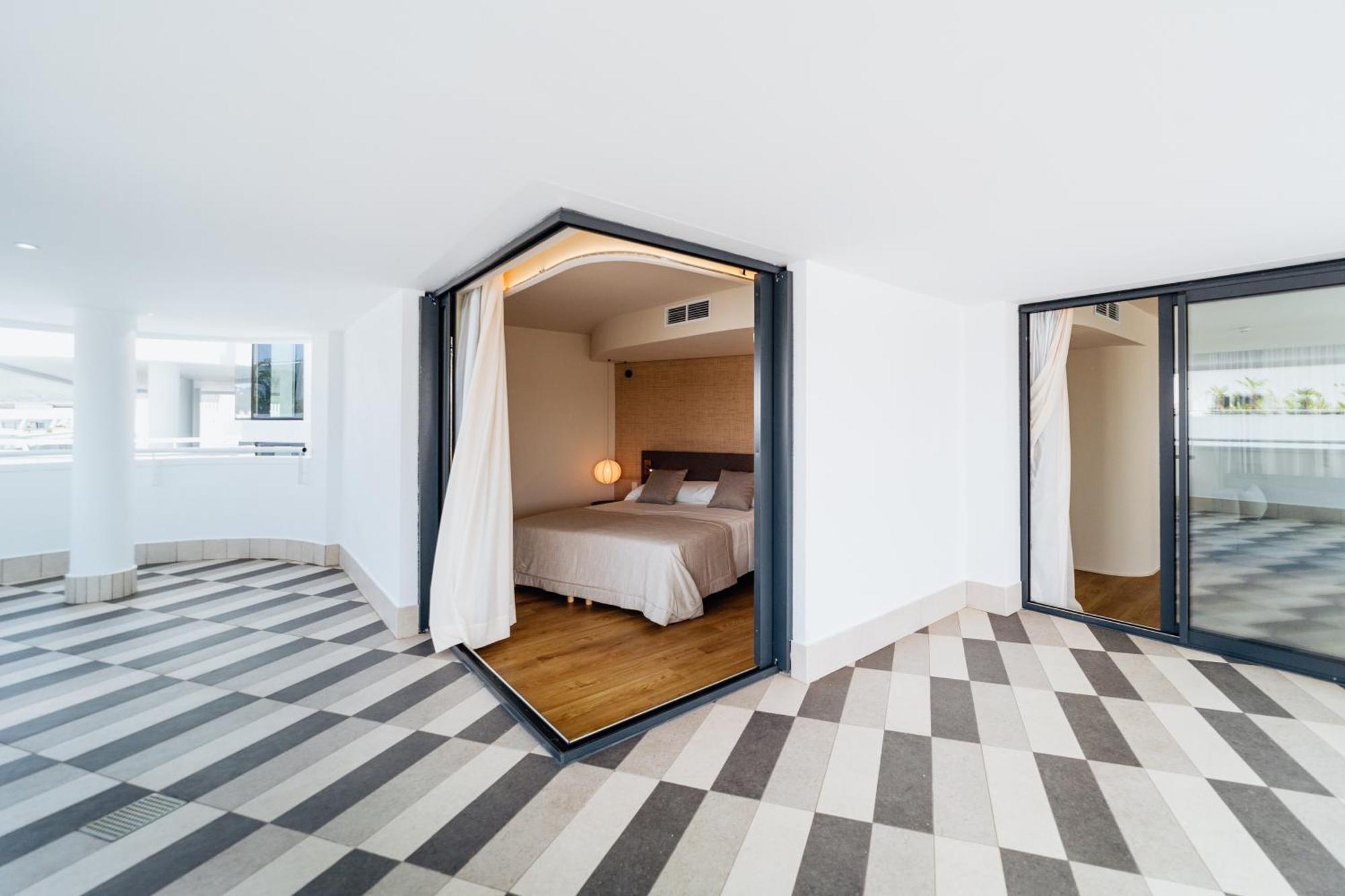 Hotel Pacha