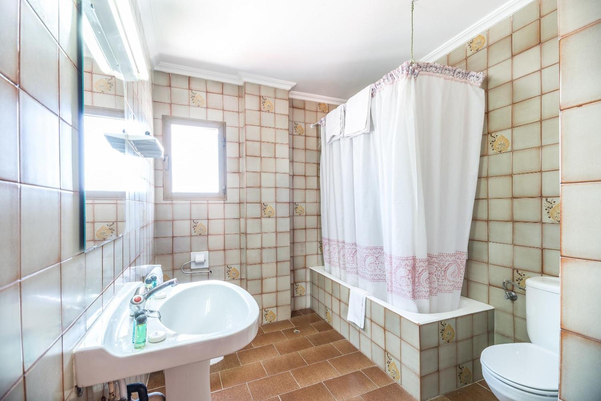 Orosol 2 By Typic Apartamento Sant Antoni de Portmany