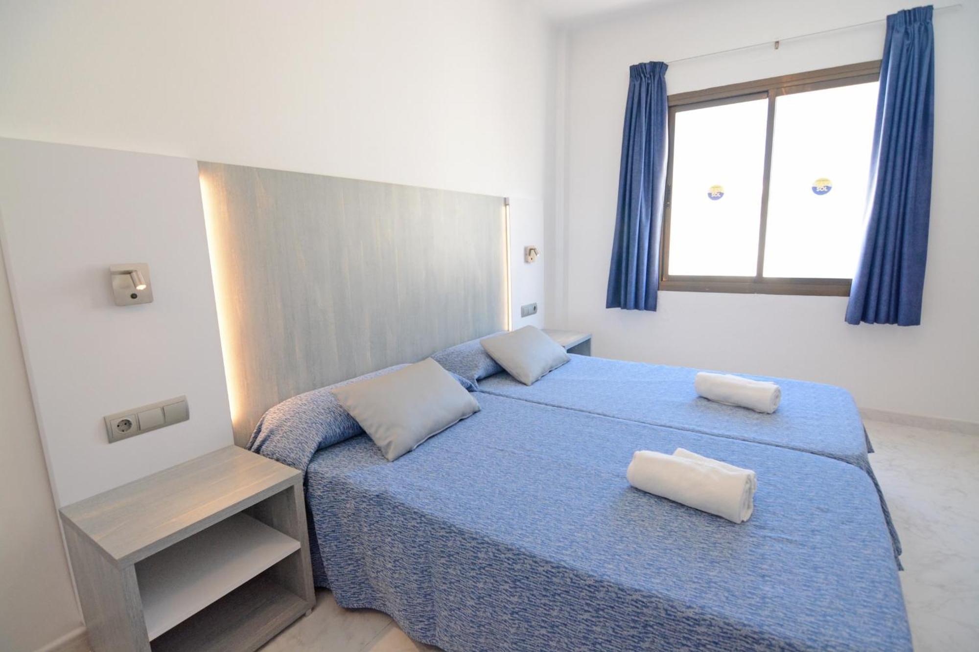 Playa Sol Aparthotel