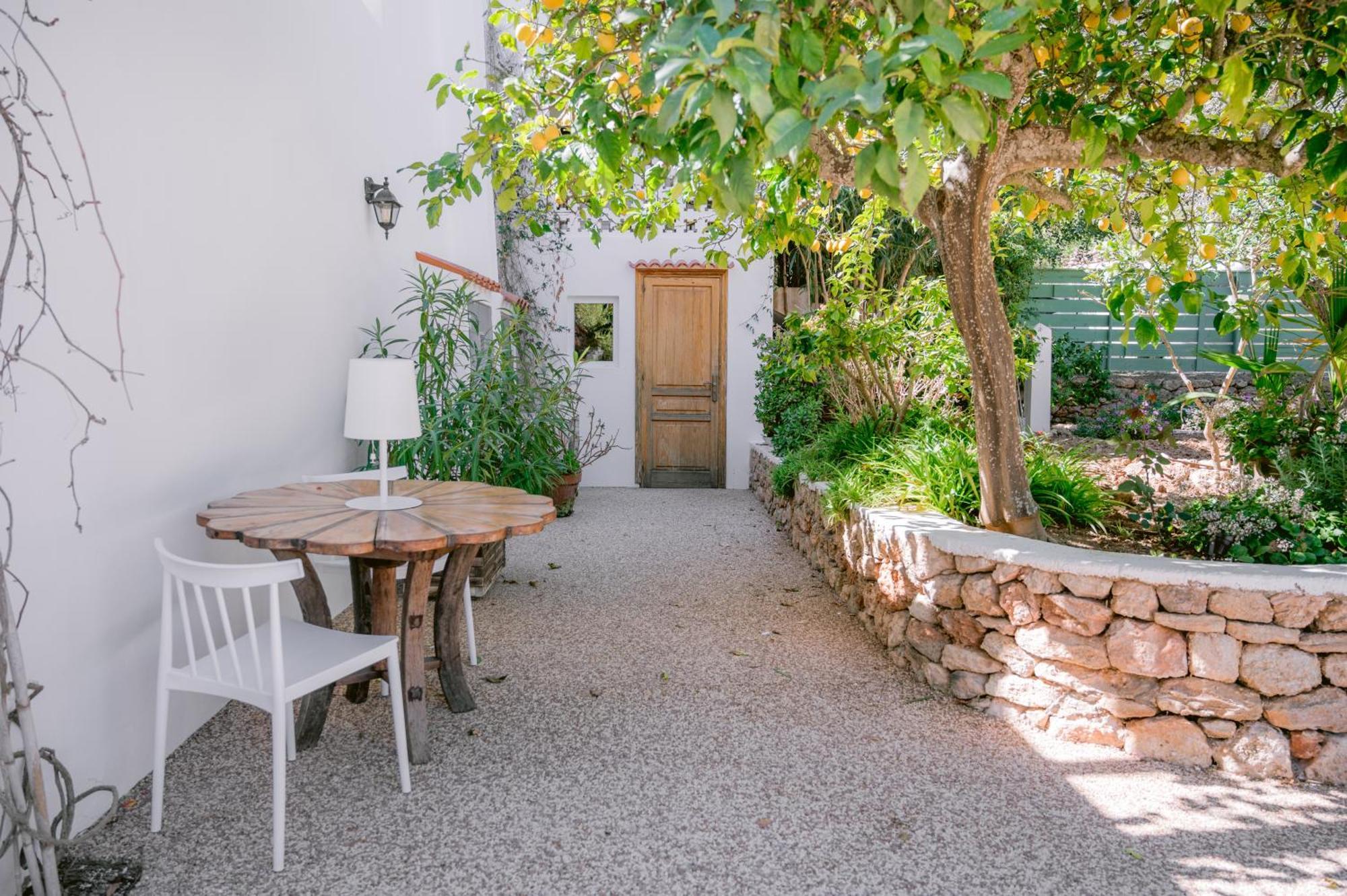 Valley Club Ibiza - Boutique *